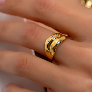 Organic Wave Birthstone Ring - Custom Family Jewelry